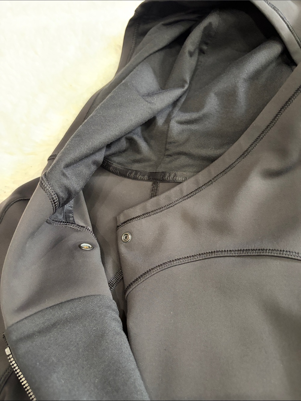 Lululemon,Size 8,Black Hooded Asymmetrical Zip Women's Jacket - Picture 14 of 17